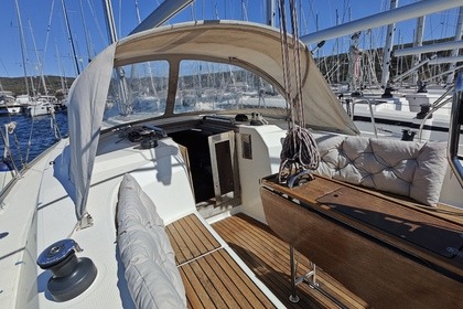 Bavaria Cruiser 33