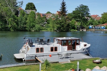 Alquiler Casas flotantes Friesland Boating Kundum NL Kormoran 1260 Llanura Lacustre Mecklemburguesa