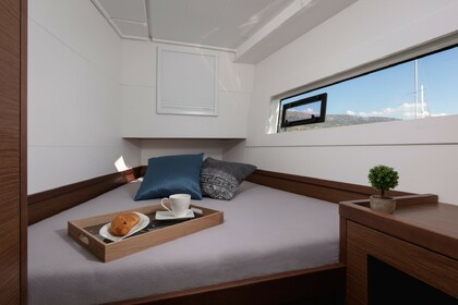 Катамаран LAGOON 40 11,74м.