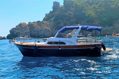 Noleggio Barca a motore Mimì Libeccio 8.50 Sport Amalfi