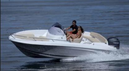 Charter Motorboat Beneteau Flyer 650 Open Mandelieu-La Napoule