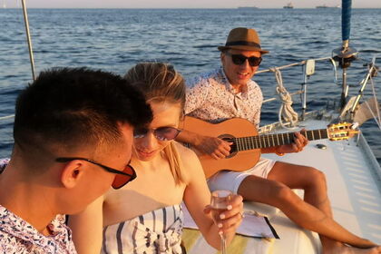 Discover Why Sailing with Us in Barcelona is the Best Choice