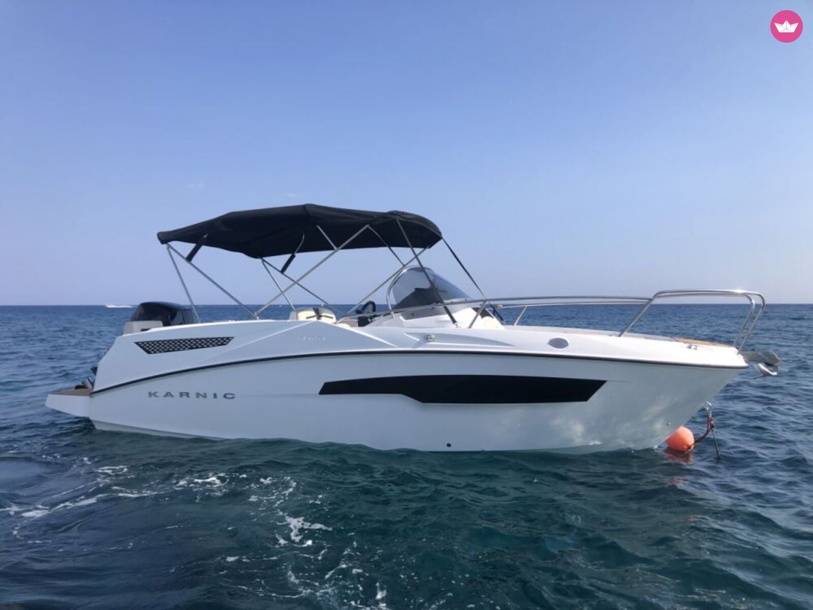 Bateau à moteur Karnic Sl