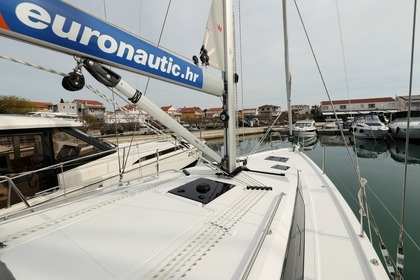 Hyra båt Segelbåt Bavaria Yachtbau Bavaria C38 Pirovac