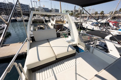 Motora con solarium Gallart 13.50