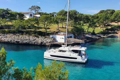 Alquiler Catamarán BALI CATSPACE Menorca
