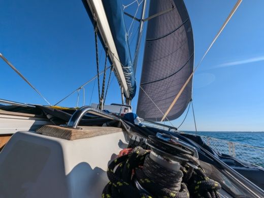 Manfredonia Sailboat BAVARIA 36 alt tag text