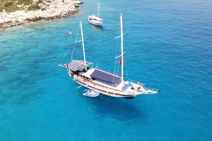 Hire Gulet Traditional Gulet with a capacity of 10 people Ketch Kaş