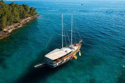 Rental Gulet Custom Gulet Allure Marina Nava