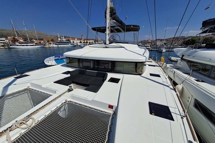 LAGOON 52F - FULL EQUIPPED - A/C, GENERADOR, DESALINIZADORA