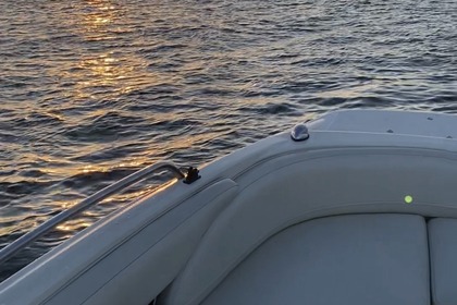 Rental Motorboat Bayliner Sun deck Newport Beach