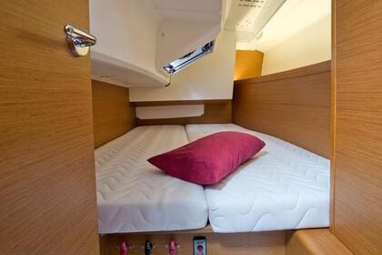 Location Voilier Jeanneau Sun Odyssey 349 Pula