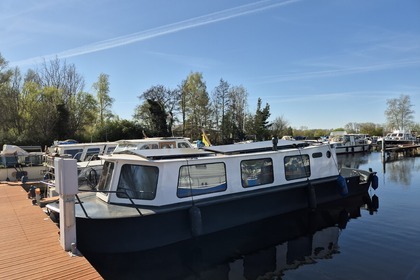 Verhuur Woonboot Unieke woonboot Volledig elektrisch! Aalsmeer