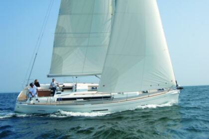 Rental Sailboat Dufour Yachts Dufour 450 GL Saint-Mandrier-sur-Mer