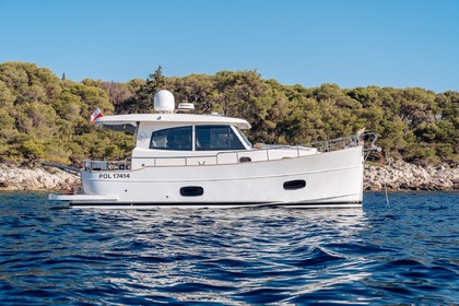 Aluguel Lancha Sasga Yachts Minorquin 34 HT Rogoznica