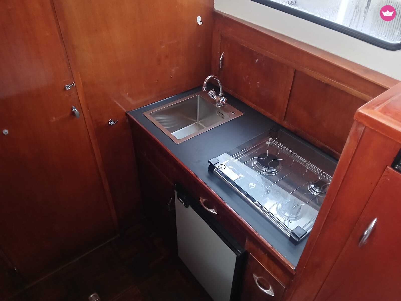 Bateau à moteur Palan C 950 62cv 7