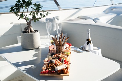 BAVARIA 37 SPORT "AEGEAN BLUE"