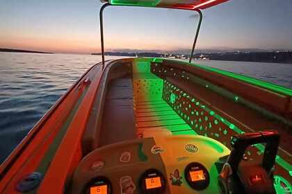 2, 3 or 4-Hour Blue Lagoon Private Boat Adventure