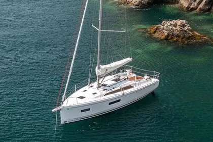 Location Voilier BENETEAU OCEANIS 37.1 Ajaccio