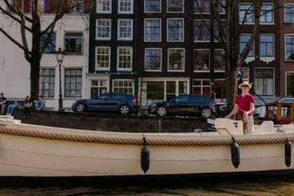 Rental Motorboat Custom Apsara Amsterdam