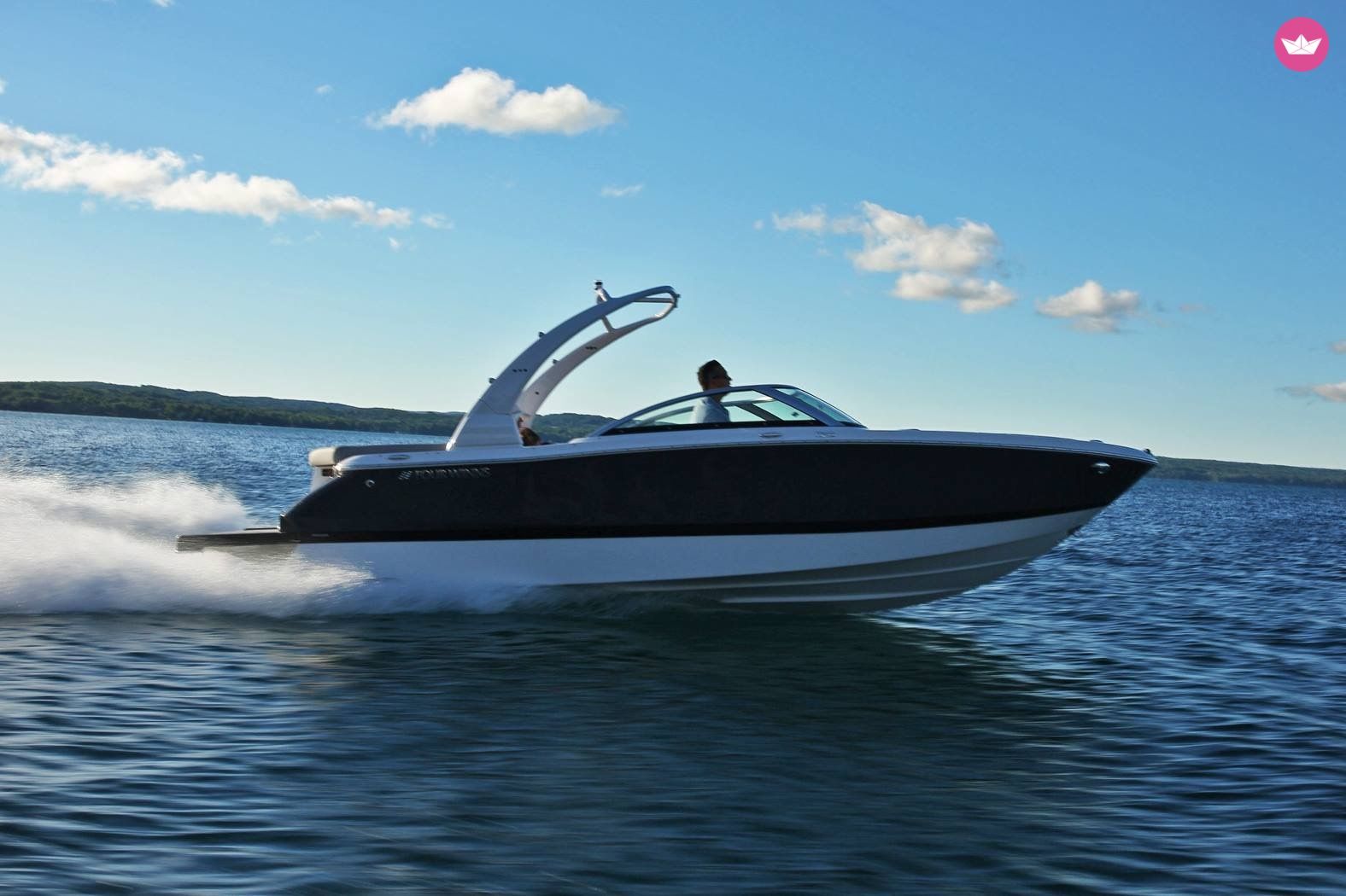 Charter Motorboat Four Winns 230H Zadar