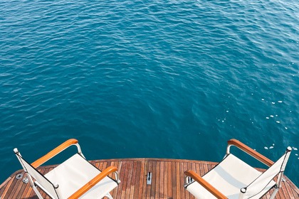 Noleggio Barca a motore Rizzardi 48in Salerno