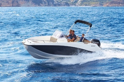 Rental Motorboat QUICKSILVER ACTIV 555 OPEN Trogir