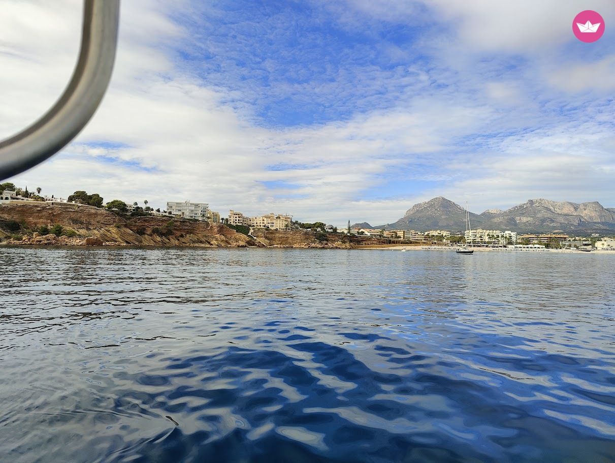 Hire Bavaria 39 Cruiser