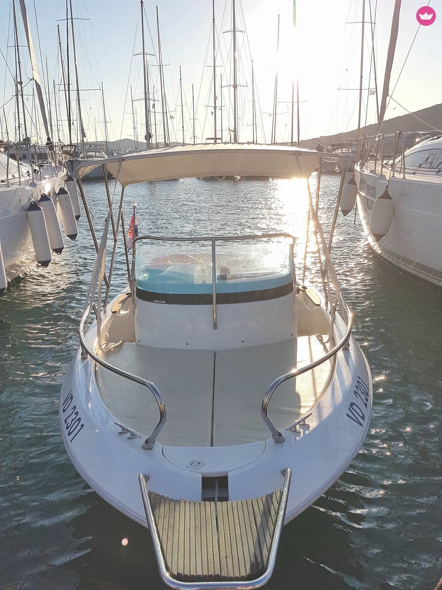 Primus Marine Fisher 17 Deck in Trogir for hire