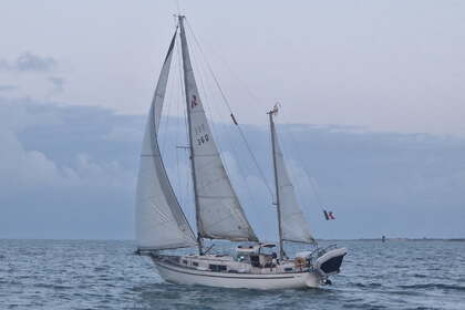Rental Sailboat Halleberg Rassy Rasmus 35 Ketch Gruissan