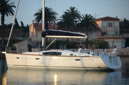 Miete Segelboot Beneteau Oceanis 43/4 Cbs Athen