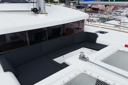 Verhuur Catamaran LAGOON 450 S Arrondissement Le Marin