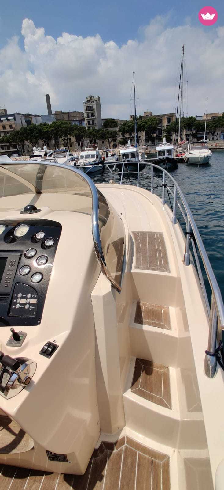 Mano Marine Grand Sport 37 w Ta' Xbiex do wynajęcia