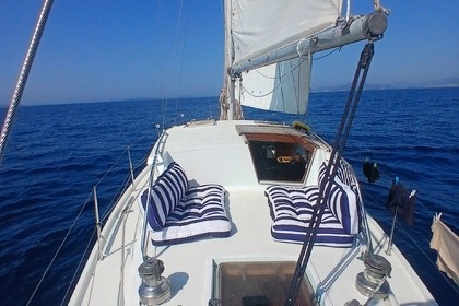 Verhuur Zeilboot Camper Nicholson salon de pont Porquerolles