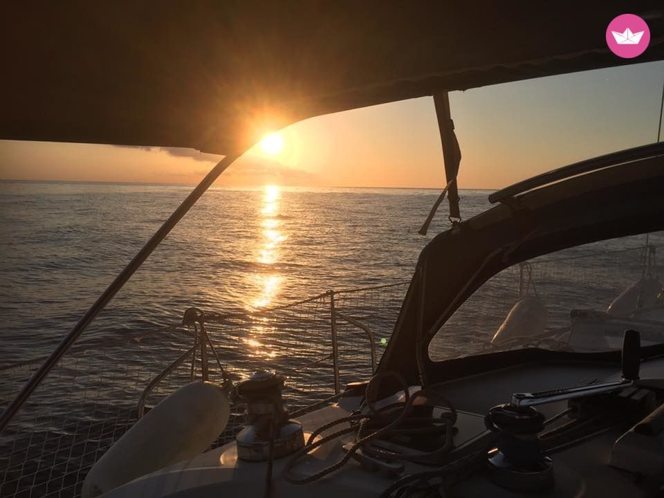 Beneteau Oceanis 400 à Antibes à louer