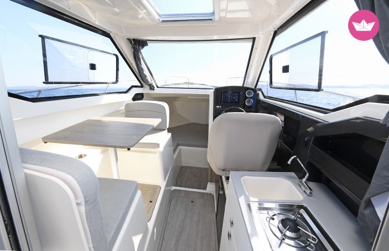 Bateau à moteur Quicksilver Active 705 Weekend 200cv 4