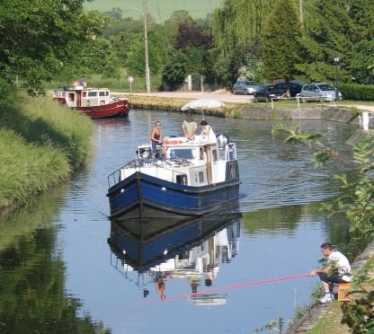 Location Bateau à moteur Euroclassic 129 Capestang