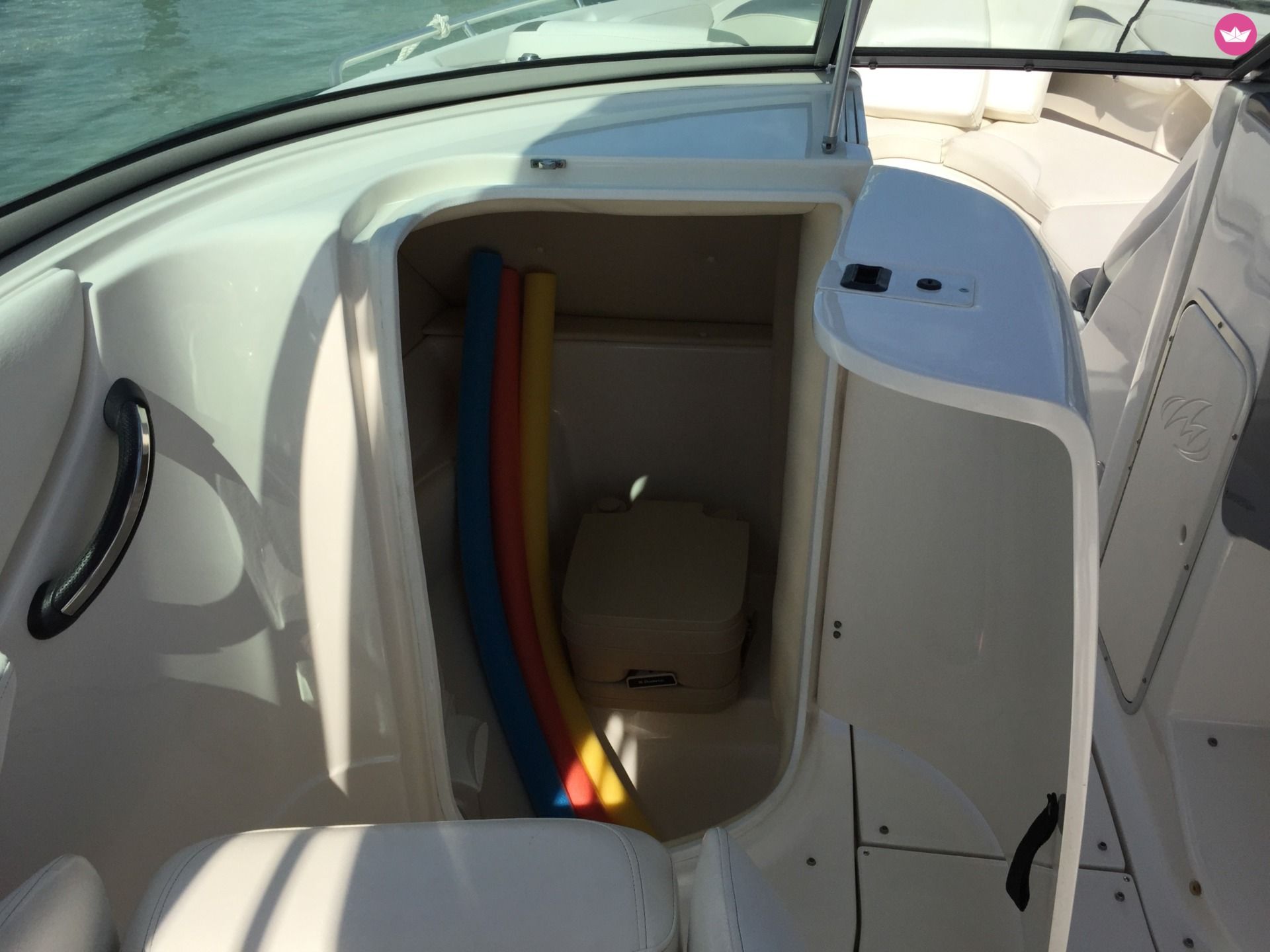 Verhuur Motorboot Monterey 278 Ss Ibiza
