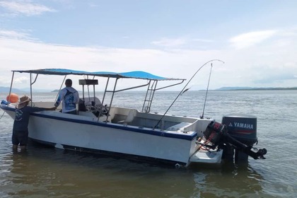 Estupenda lancha Mako en alquiler en Puerto de Puntarenas