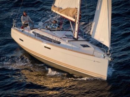 Charter Sailboat  Sun Odyssey 379 Nieuwpoort