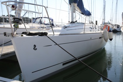 Miete Segelboot  FIRST 31.7 Quillard. La Trinité-sur-Mer