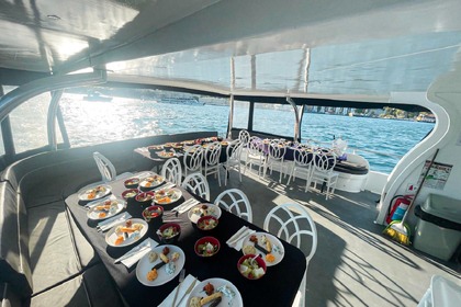 Private Event Yacht for 35 Guests – Group & Celebration Cruise