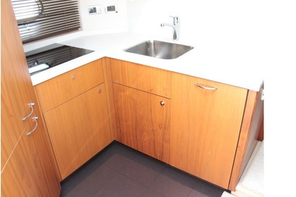 Sunseeker Predator 64