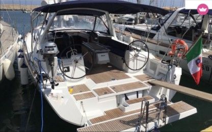 Charter Sailboat Beneteau Oceanis 41 Furnari