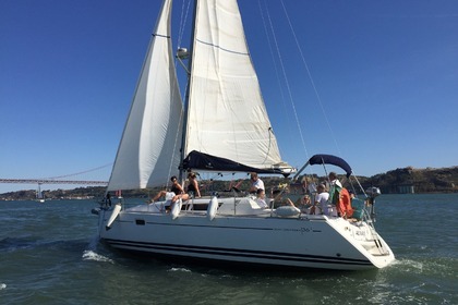 Rental Sailboat JEANNEAU SUN ODYSSEY 36I Lisbon