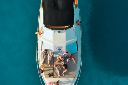 All Inclusive Private Boat Tours on a Vintage Sport Fishing Boat