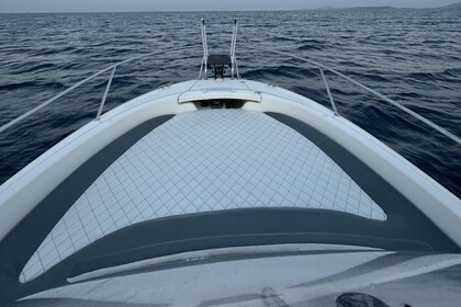 Luxury Speedboat up to 7 People 250HP Engine