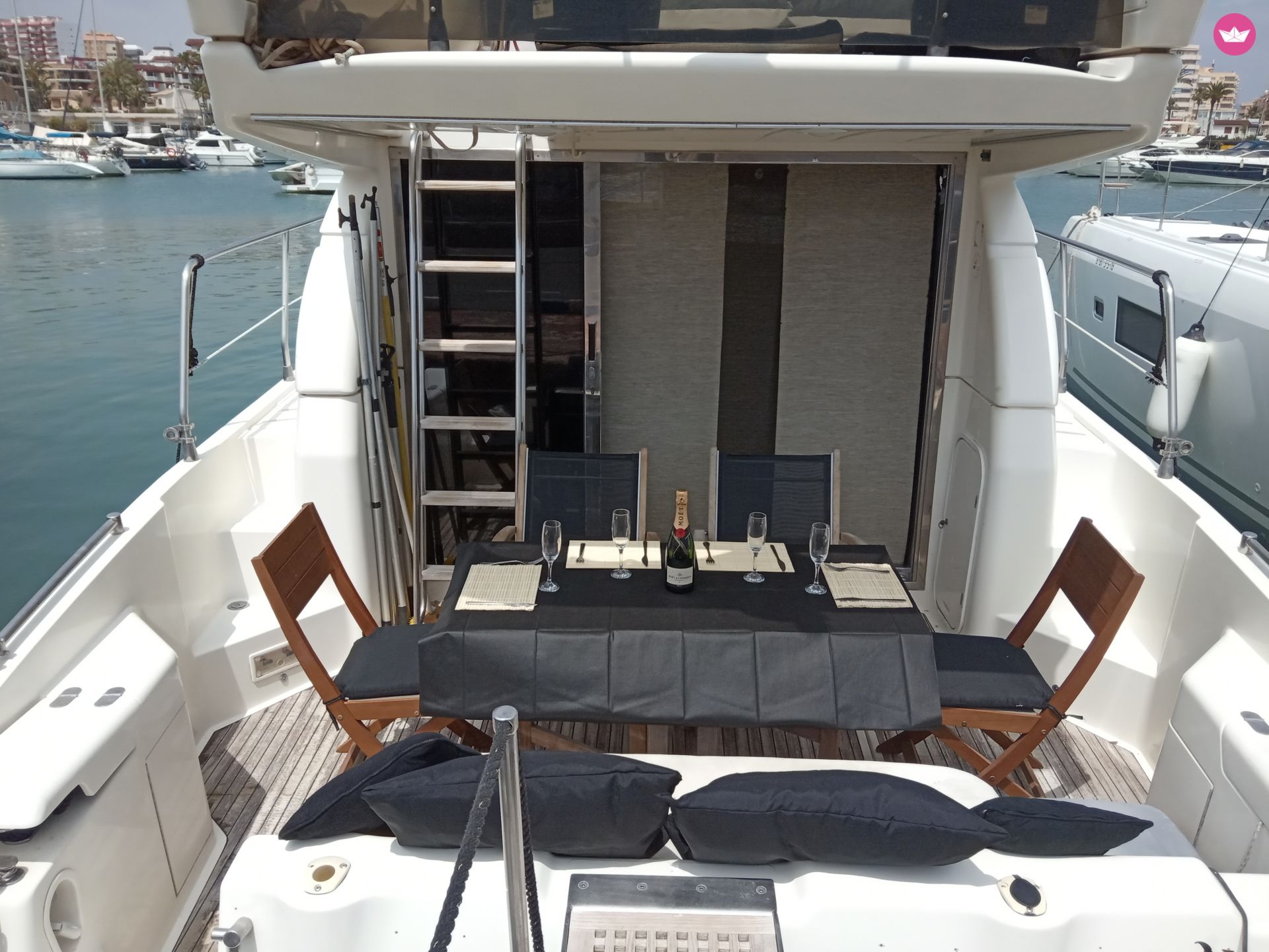 Czarteruj Azimut 40