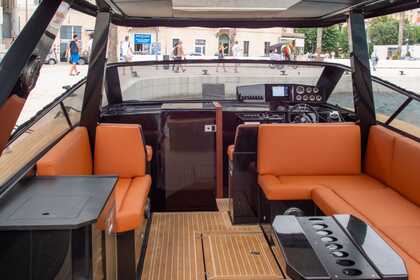 Motorboat Colnago 35 2023