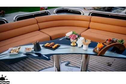 Mega Motor Yacht in Istanbul